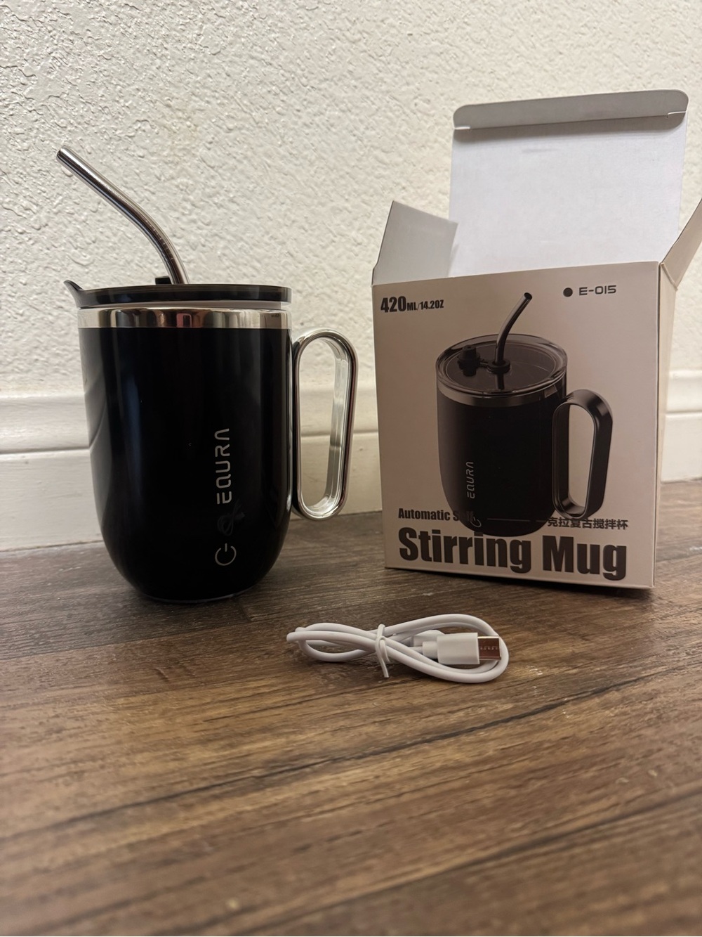 Black Automatic Stirring Mug with Lid and Straw - 420ml